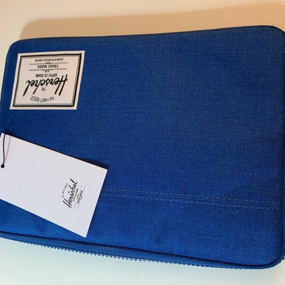 Herschel Supply Company Handbags - SOLD - Herschel Company Anchor iPad Sleeve